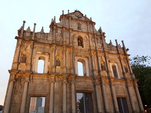 2025新澳门正版挂牌图和热地同志逝世与热地同志简历